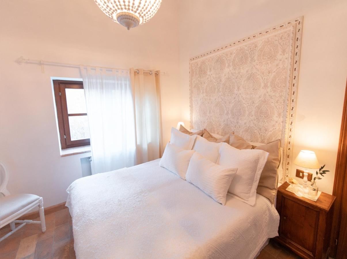 Agriturismo Borgo Di Campagna Il Tesoro 토레알피나 외부 사진