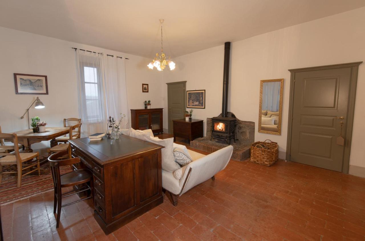 Agriturismo Borgo Di Campagna Il Tesoro 토레알피나 외부 사진